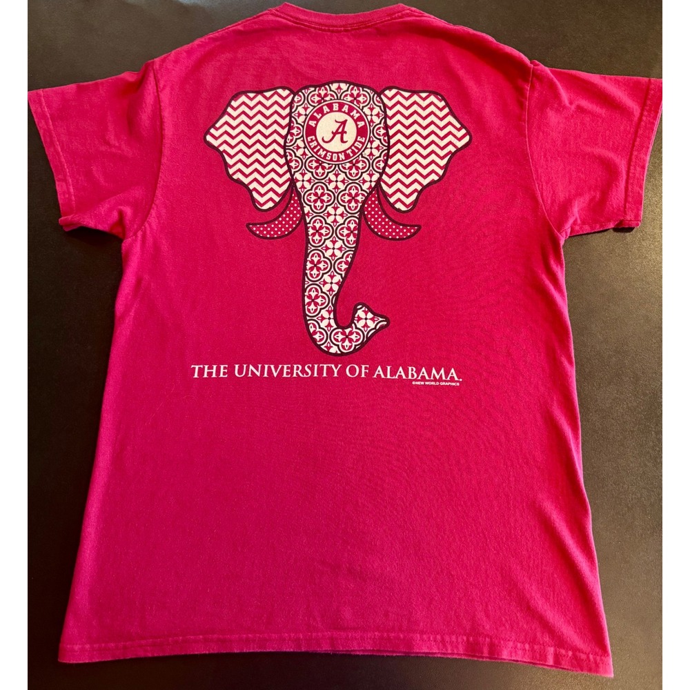 New World Graphics Alabama Crimson Tide  Elephant Graphic T-Shirt Womens M